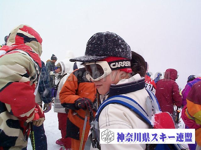 000304_122245_0.jpg