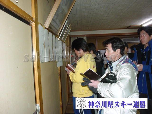 000310_185923_0.jpg